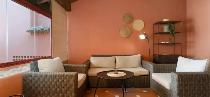 Sale of middle floor apartment in Elviria 3