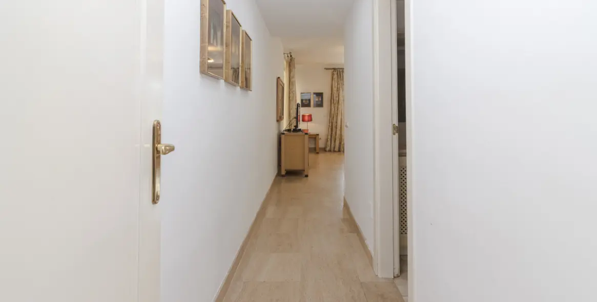 Продажа апартаментов на первом этаже в Río Real 21