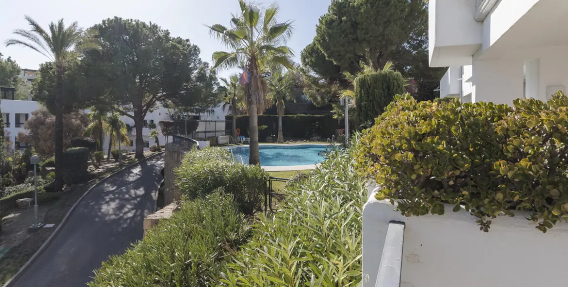 Продажа апартаментов на первом этаже в Río Real 27