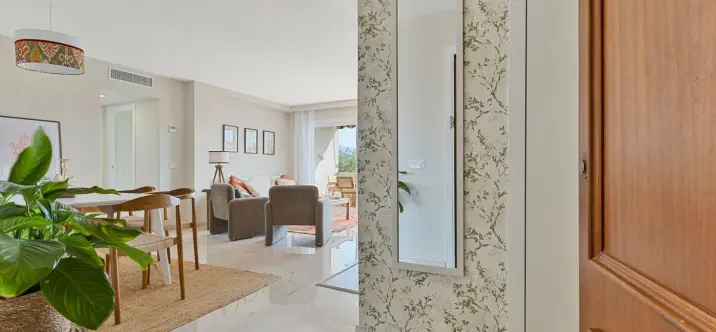 Long-term rent of middle floor apartment in Nueva Andalucía 0