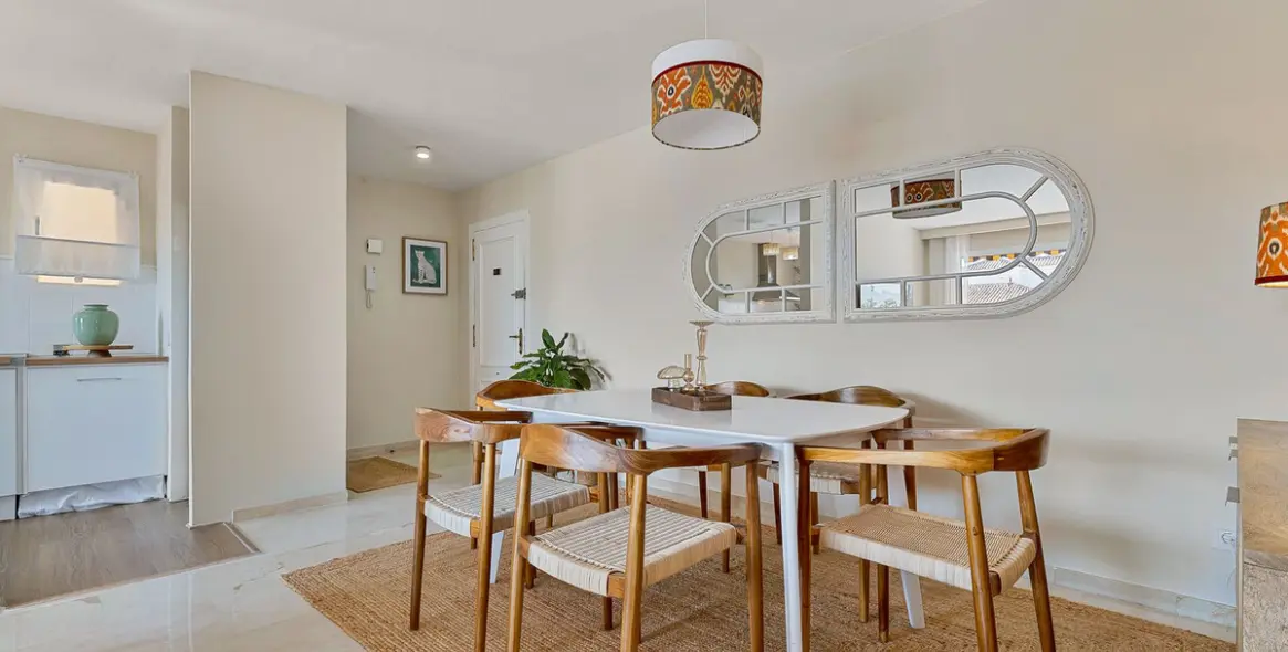 Long-term rent of middle floor apartment in Nueva Andalucía 16