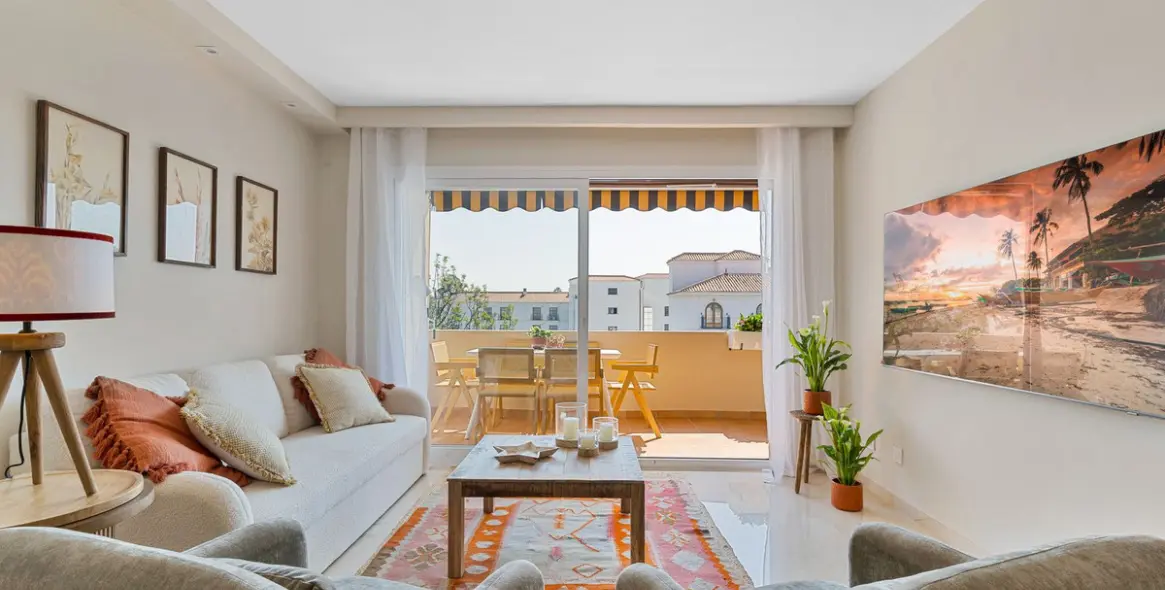 Продажа апартаментов на среднем этаже в Nueva Andalucía 4