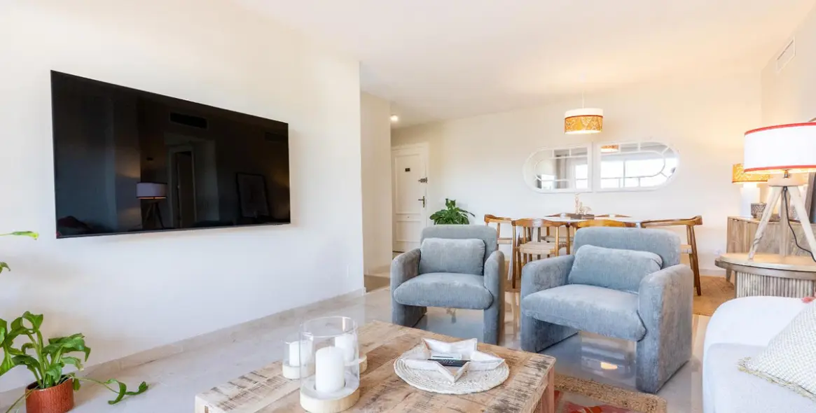 Продажа апартаментов на среднем этаже в Nueva Andalucía 5