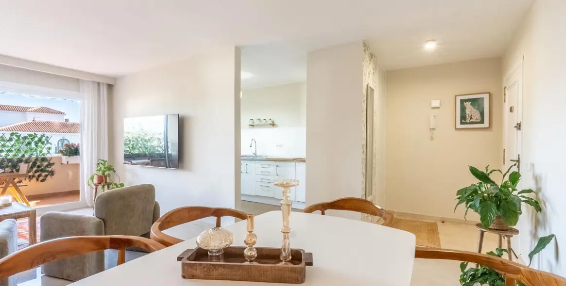 Продажа апартаментов на среднем этаже в Nueva Andalucía 7