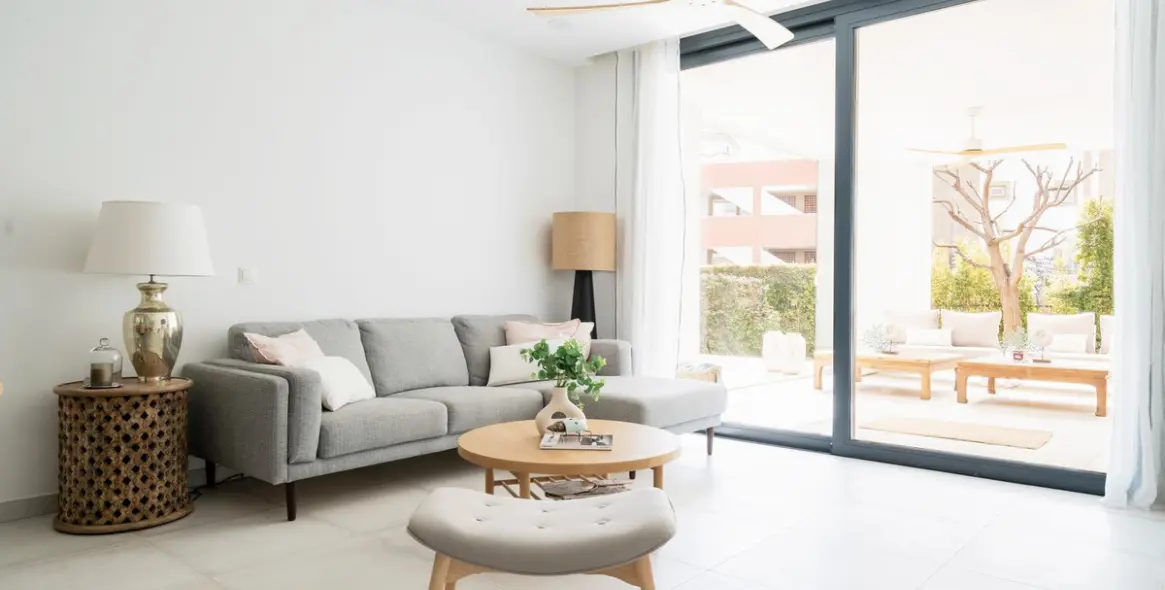 Sale of ground floor apartment in El Paraiso 7