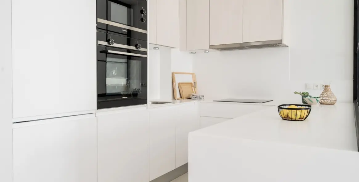 Sale of ground floor apartment in El Paraiso 12