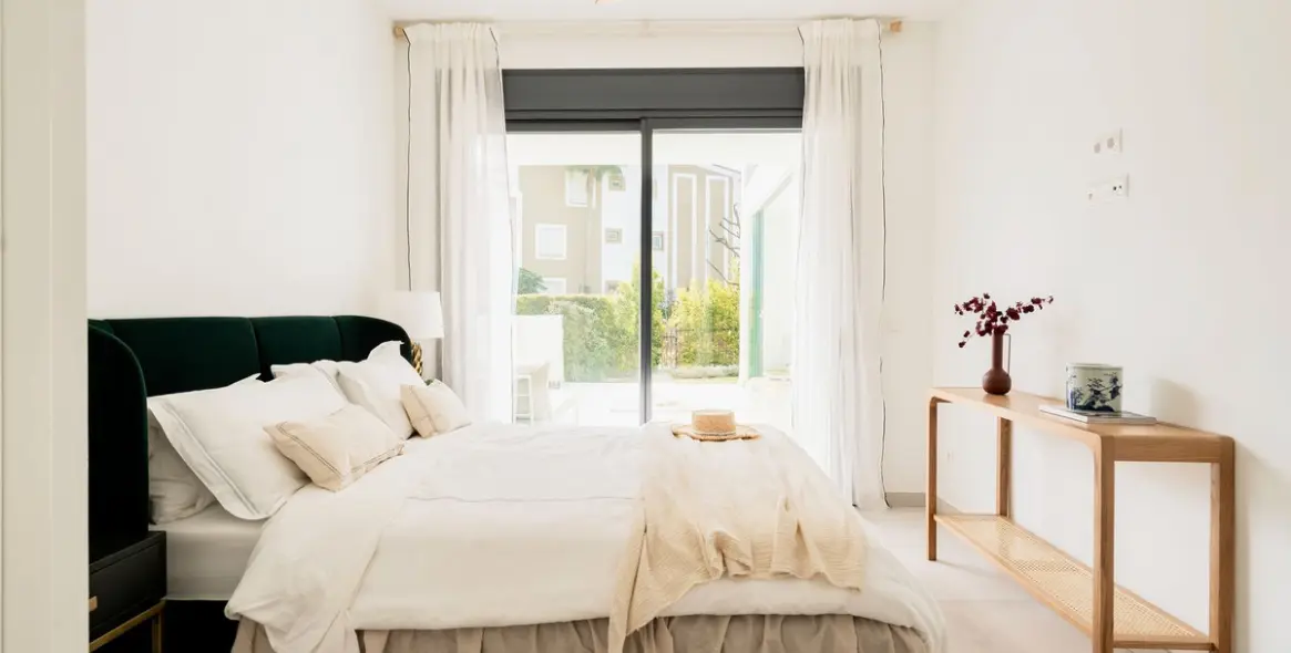 Sale of ground floor apartment in El Paraiso 19