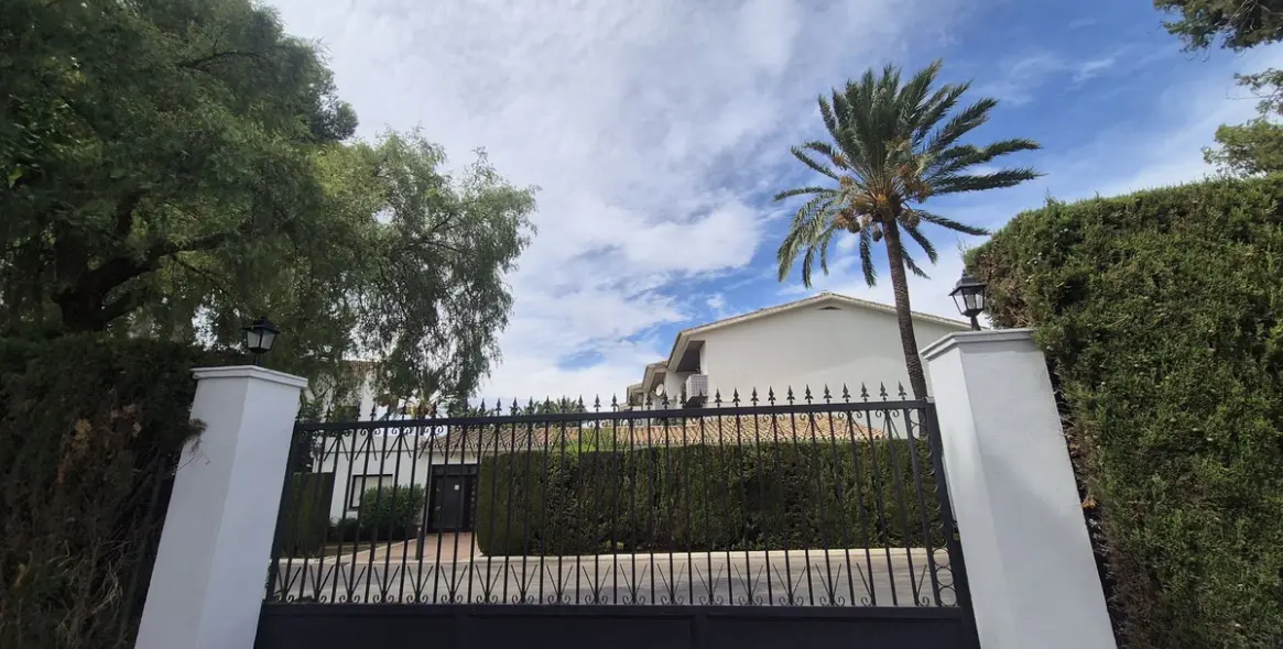 Продажа таунхауса в Atalaya 16