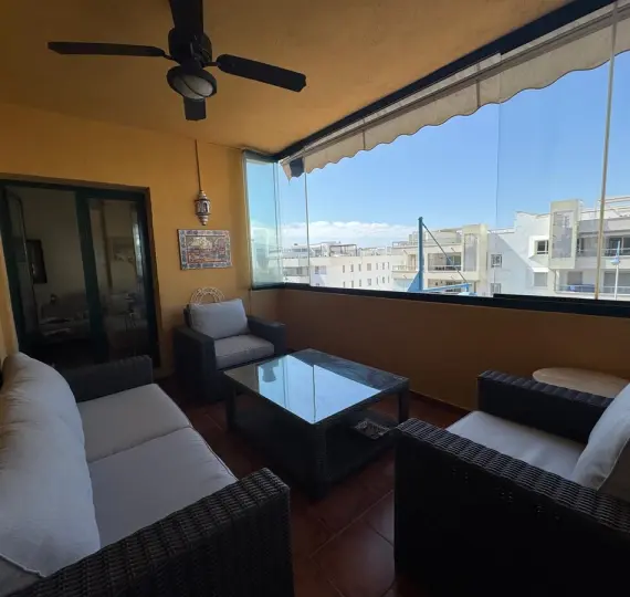 Sale of middle floor apartment in San Pedro de Alcántara