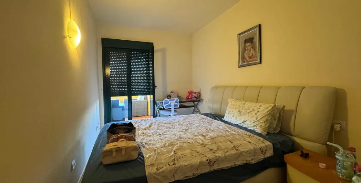 Sale of middle floor apartment in San Pedro de Alcántara 12