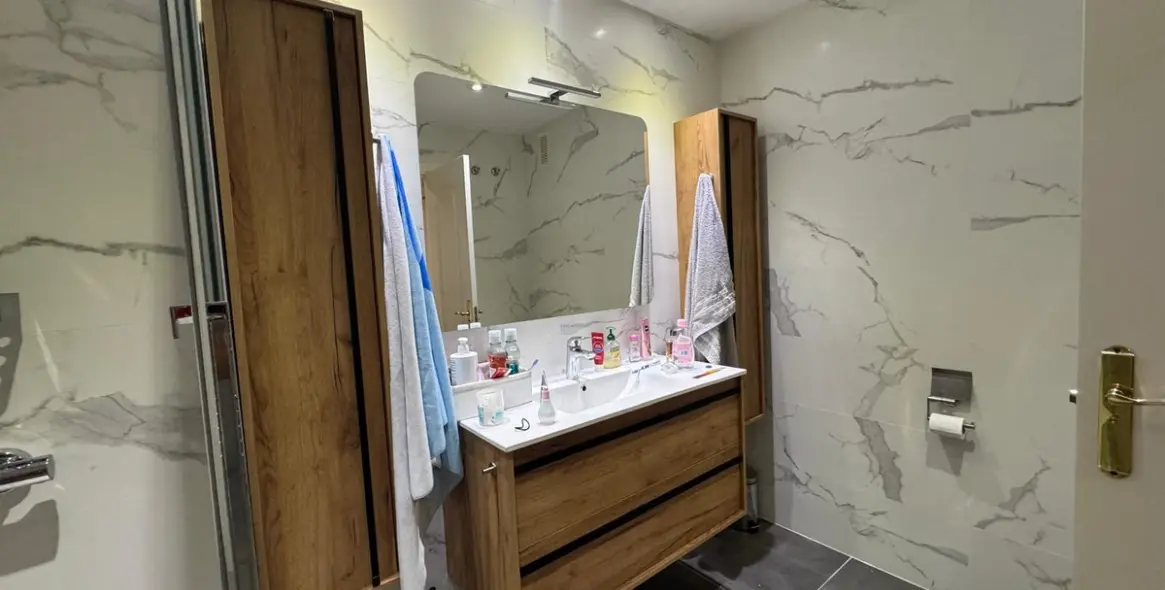 Sale of middle floor apartment in San Pedro de Alcántara 15