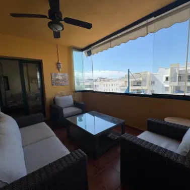 Продажа апартаментов на среднем этаже в San Pedro de Alcántara