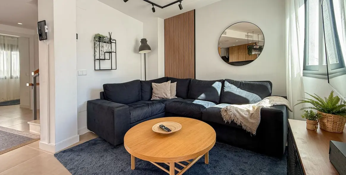 Продажа таунхауса в El Paraiso 4