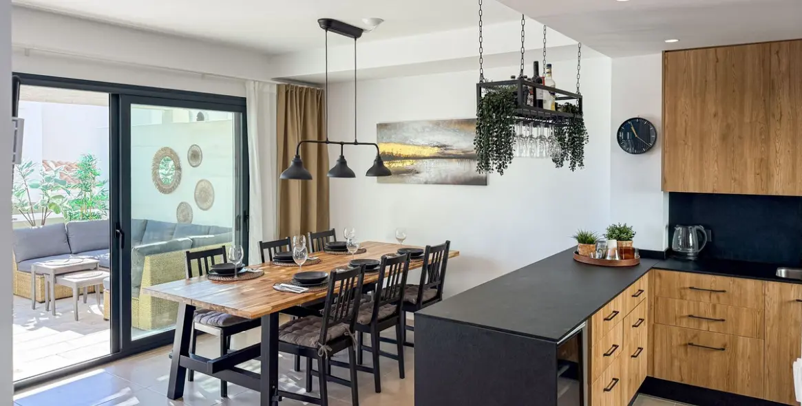 Продажа таунхауса в El Paraiso 16