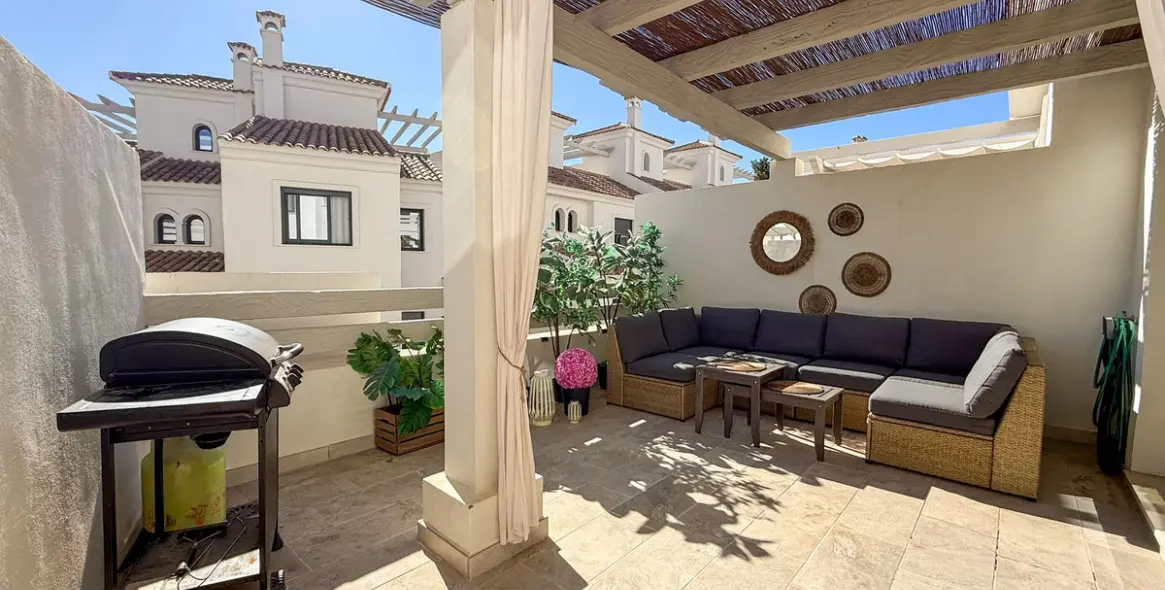 Продажа таунхауса в El Paraiso 3