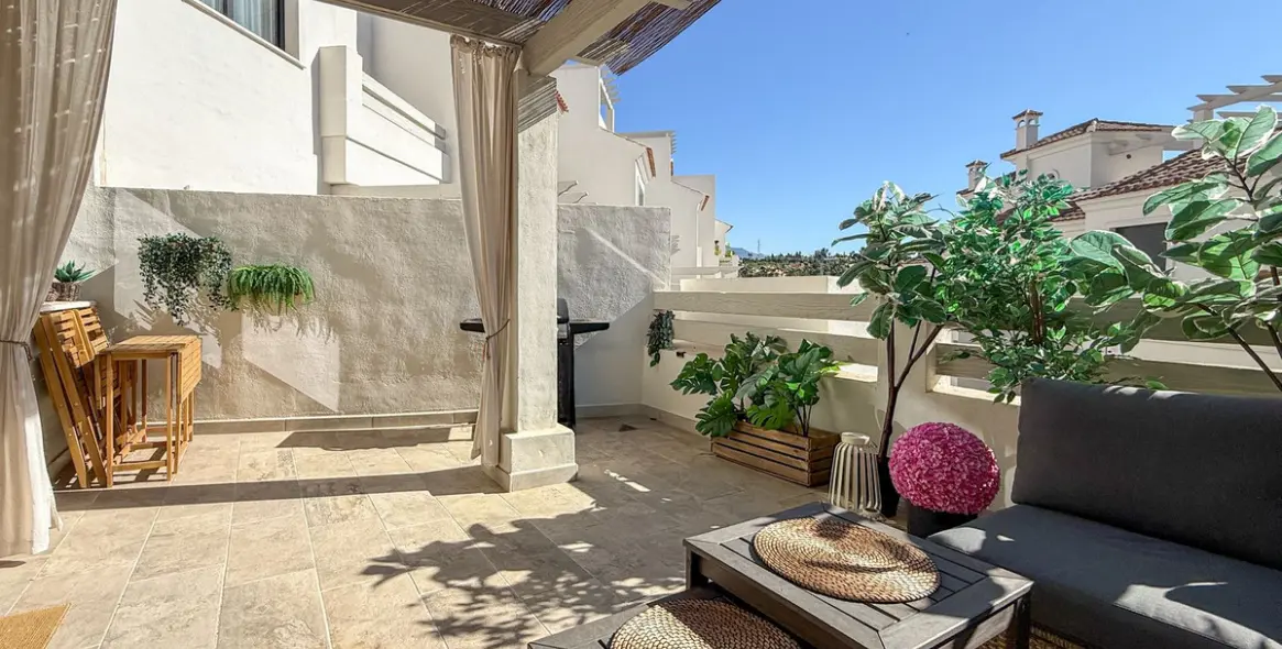 Продажа таунхауса в El Paraiso 11