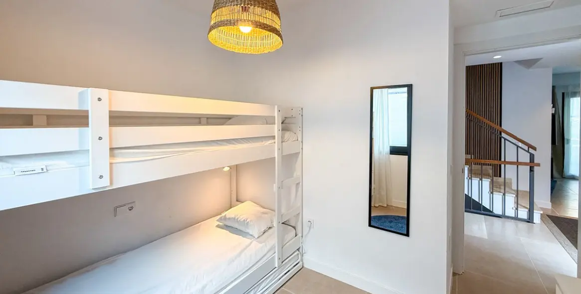 Продажа таунхауса в El Paraiso 36