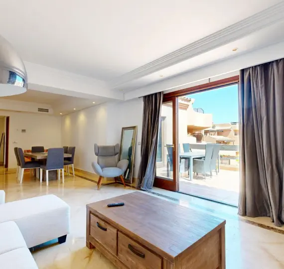 Apartamento en planta media R5152066