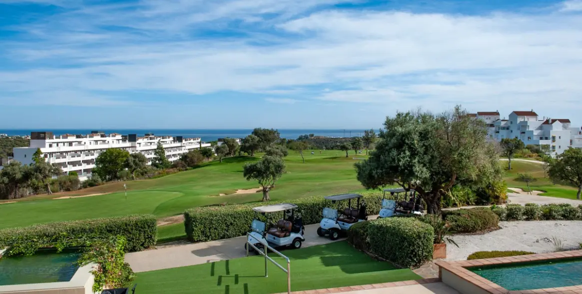 Продажа пентхауса в Estepona 25