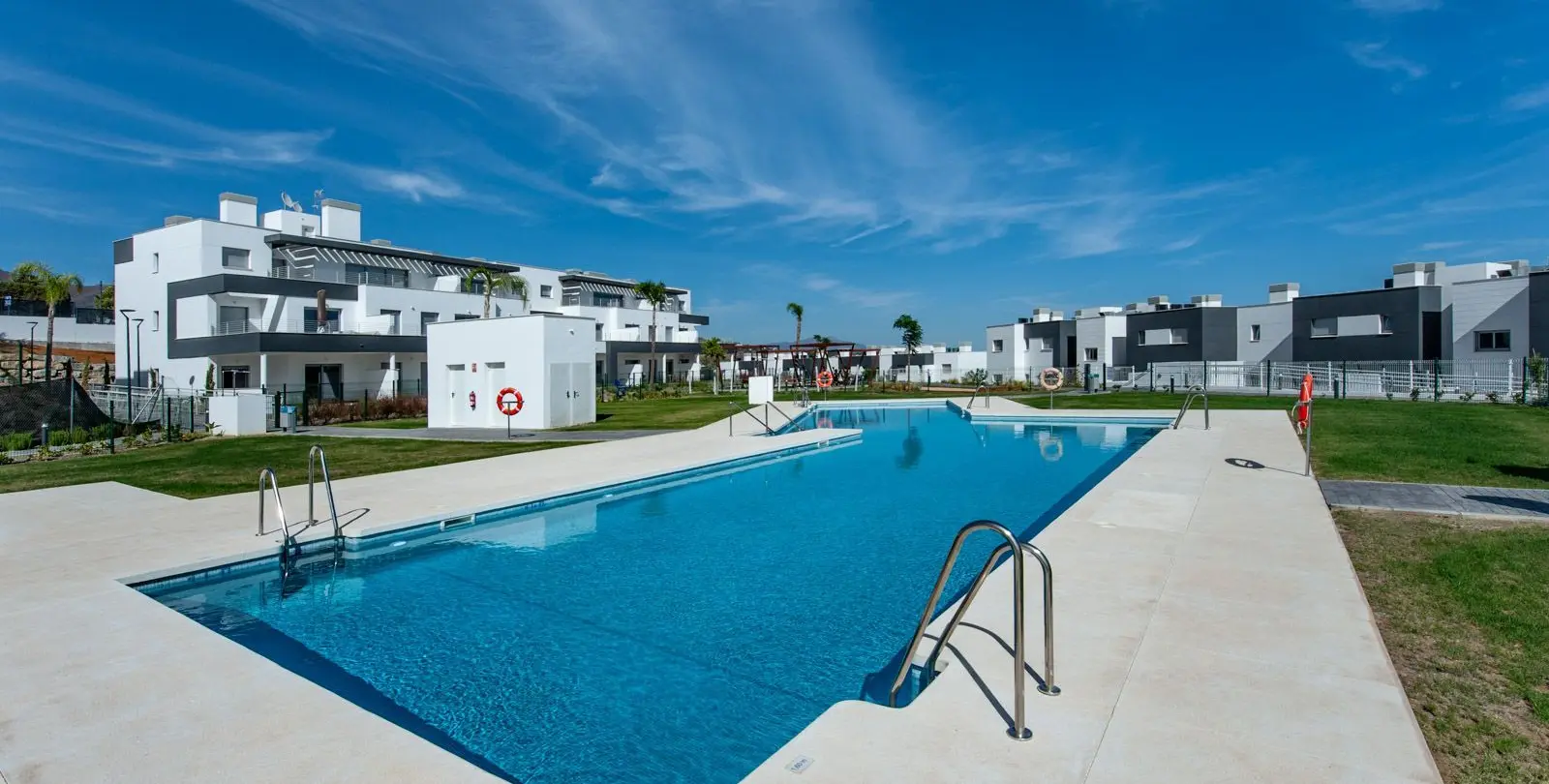 Продажа пентхауса в Estepona 20