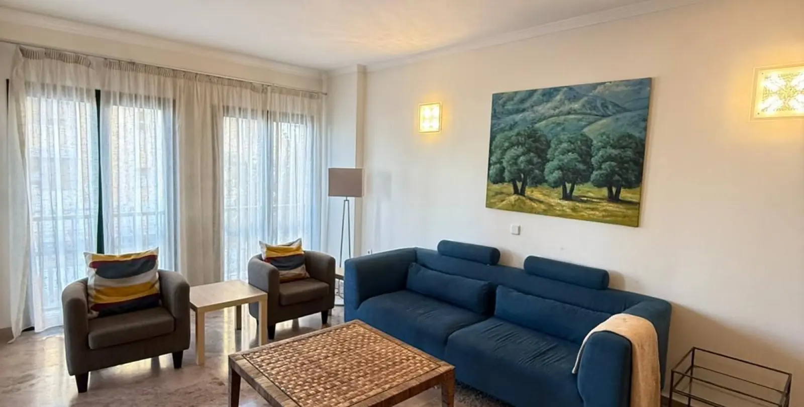 Продажа апартаментов на среднем этаже в San Pedro de Alcántara 2