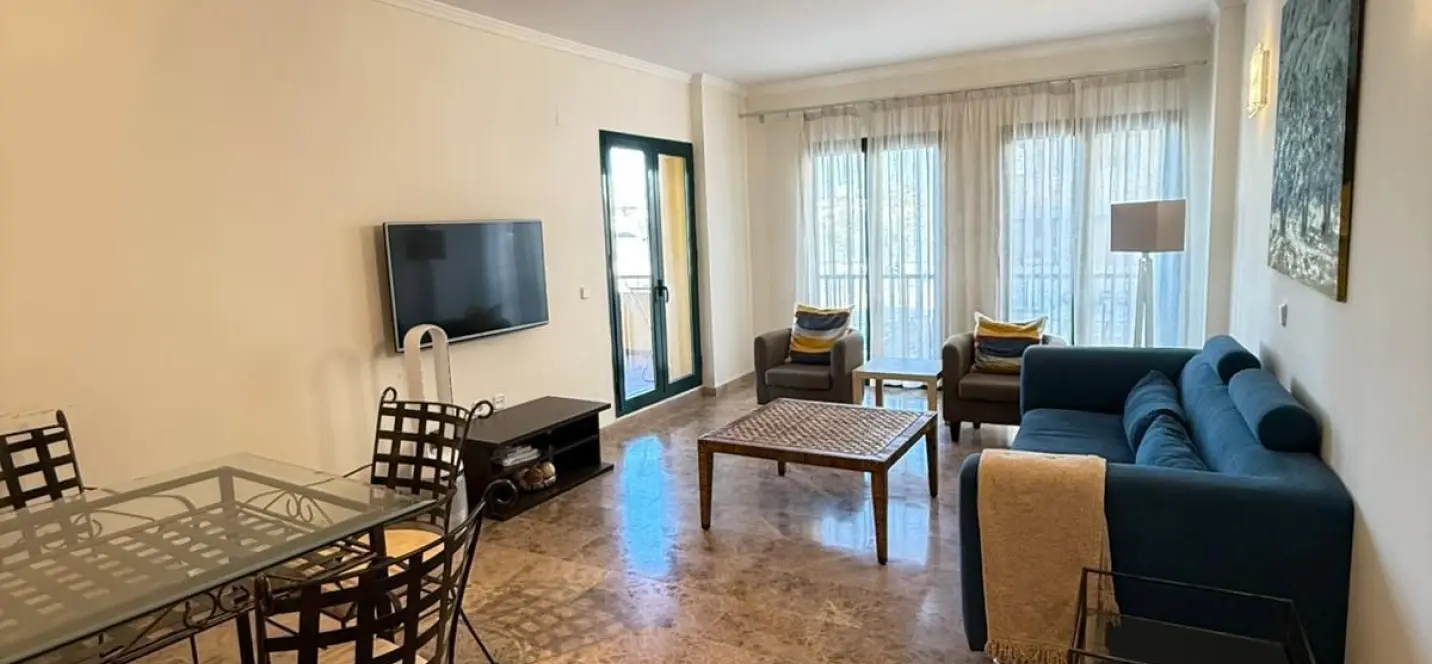 Sale of middle floor apartment in San Pedro de Alcántara 4