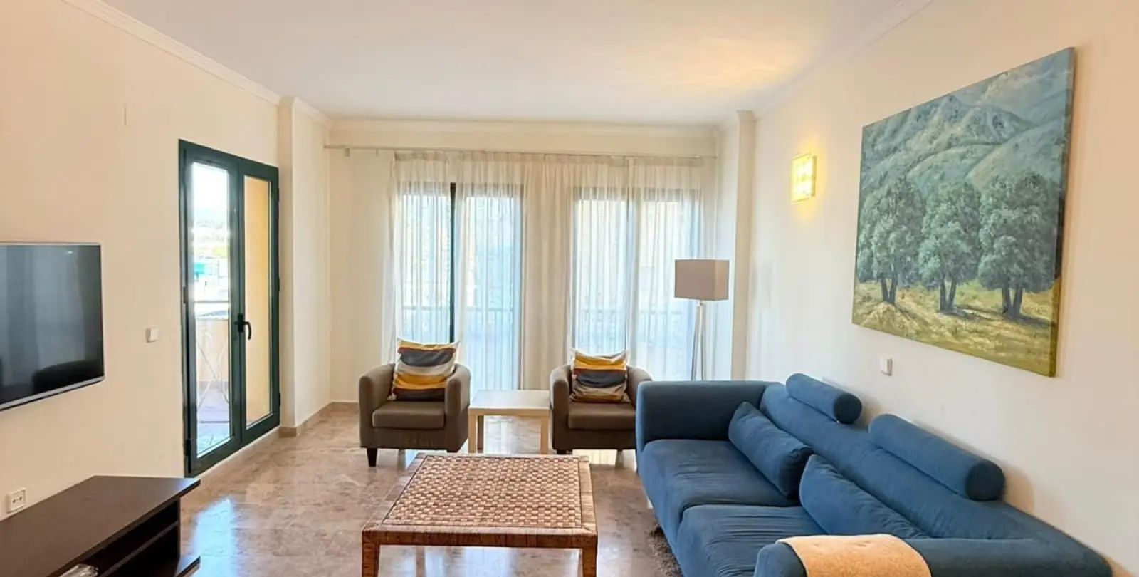 Продажа апартаментов на среднем этаже в San Pedro de Alcántara 10