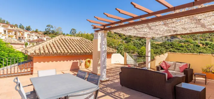 Продажа двухуровневого пентхауса в Los Arqueros 0