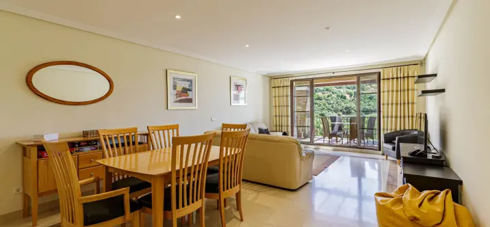 Продажа двухуровневого пентхауса в Los Arqueros 4