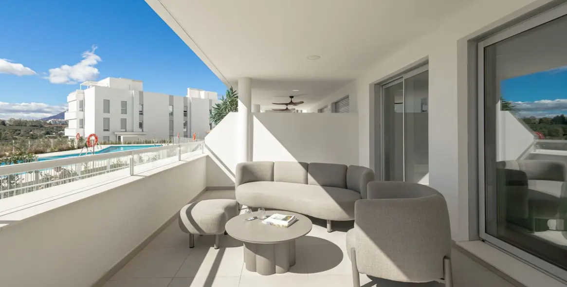 Sale of ground floor apartment in Cancelada 20