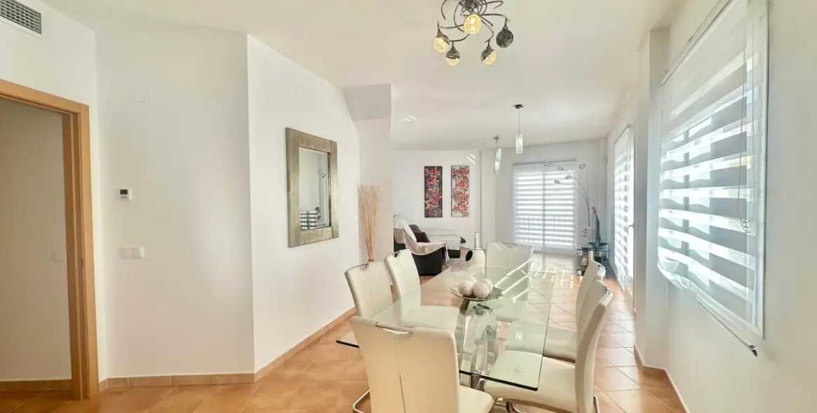 Sale of penthouse duplex in Marbella 3