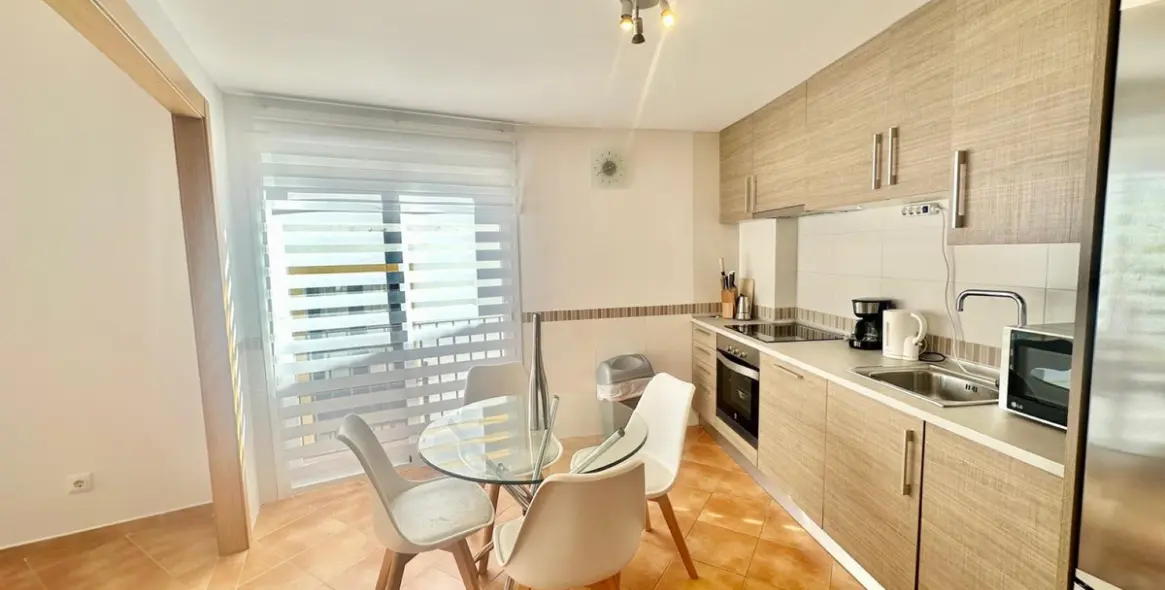 Продажа двухуровневого пентхауса в Marbella 2