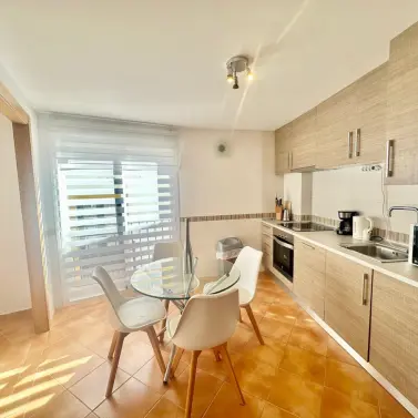 Продажа двухуровневого пентхауса в Marbella