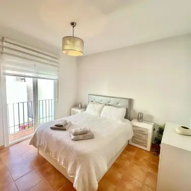 Продажа двухуровневого пентхауса в Marbella