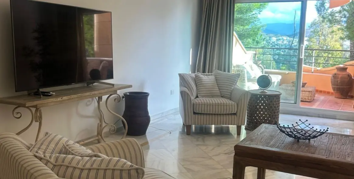 Продажа апартаментов на среднем этаже в Marbella 5