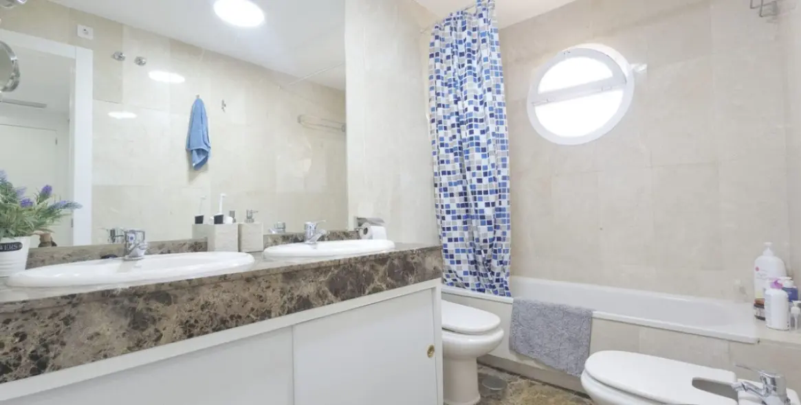 Sale of penthouse in Benalmadena Costa 16