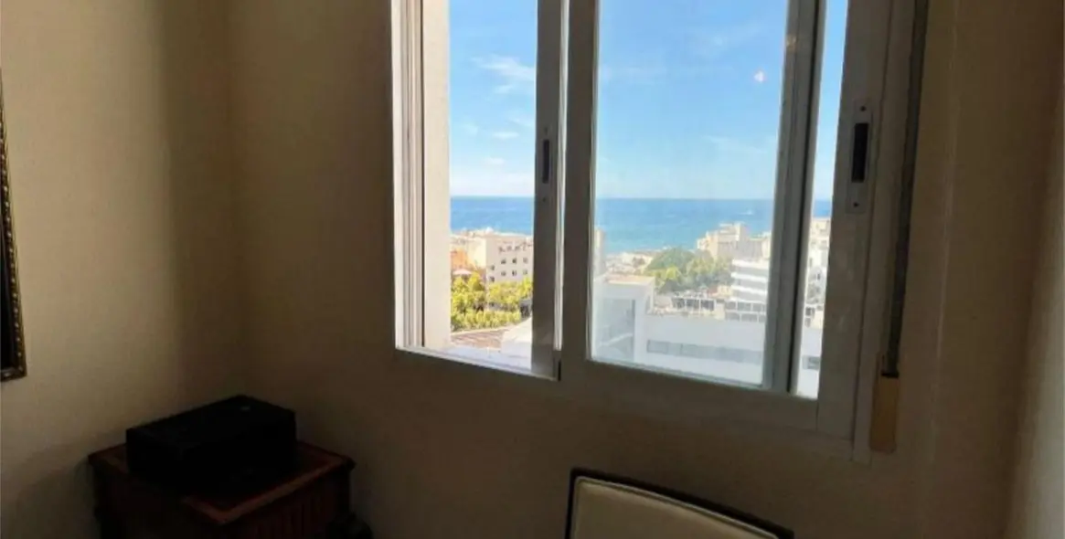 Sale of penthouse duplex in Marbella 14