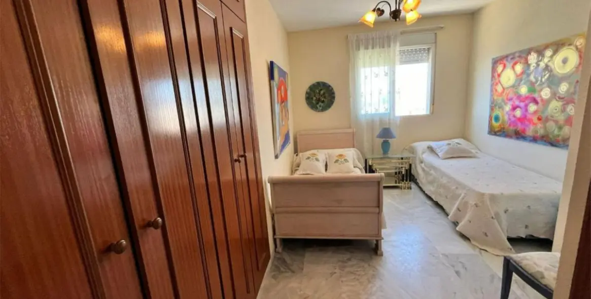 Sale of penthouse duplex in Marbella 16