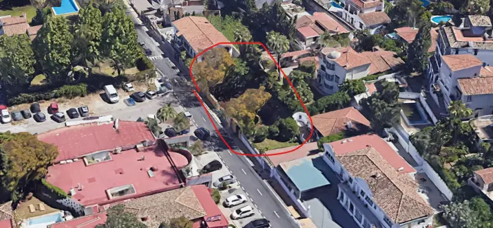 Sale of residential plot in Nueva Andalucía 0