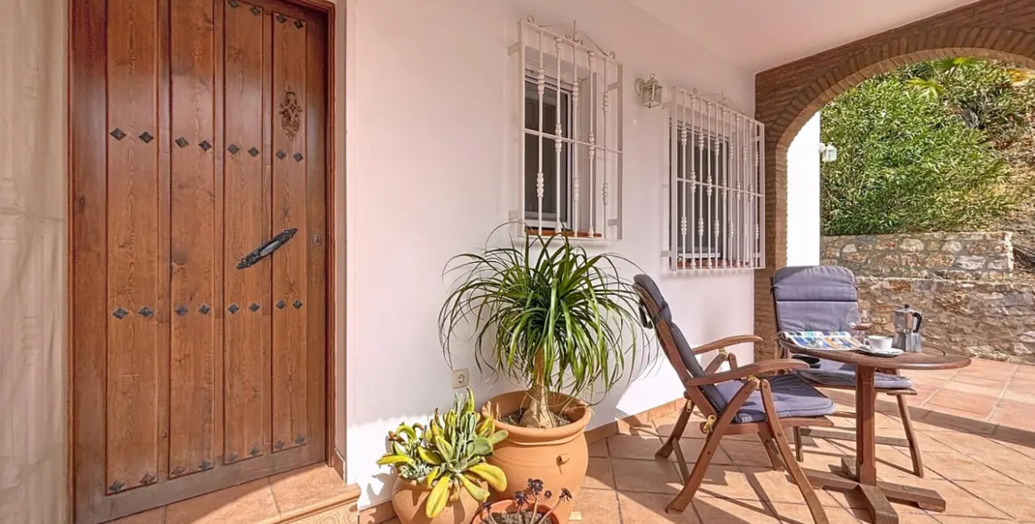 Sale of detached villa in Canillas de Albaida 7