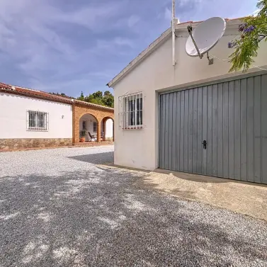 Sale of detached villa in Canillas de Albaida