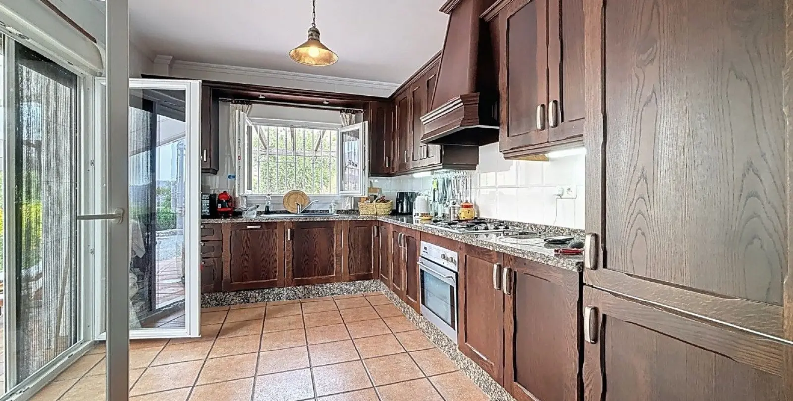 Venta de villa independiente en Canillas de Albaida 20