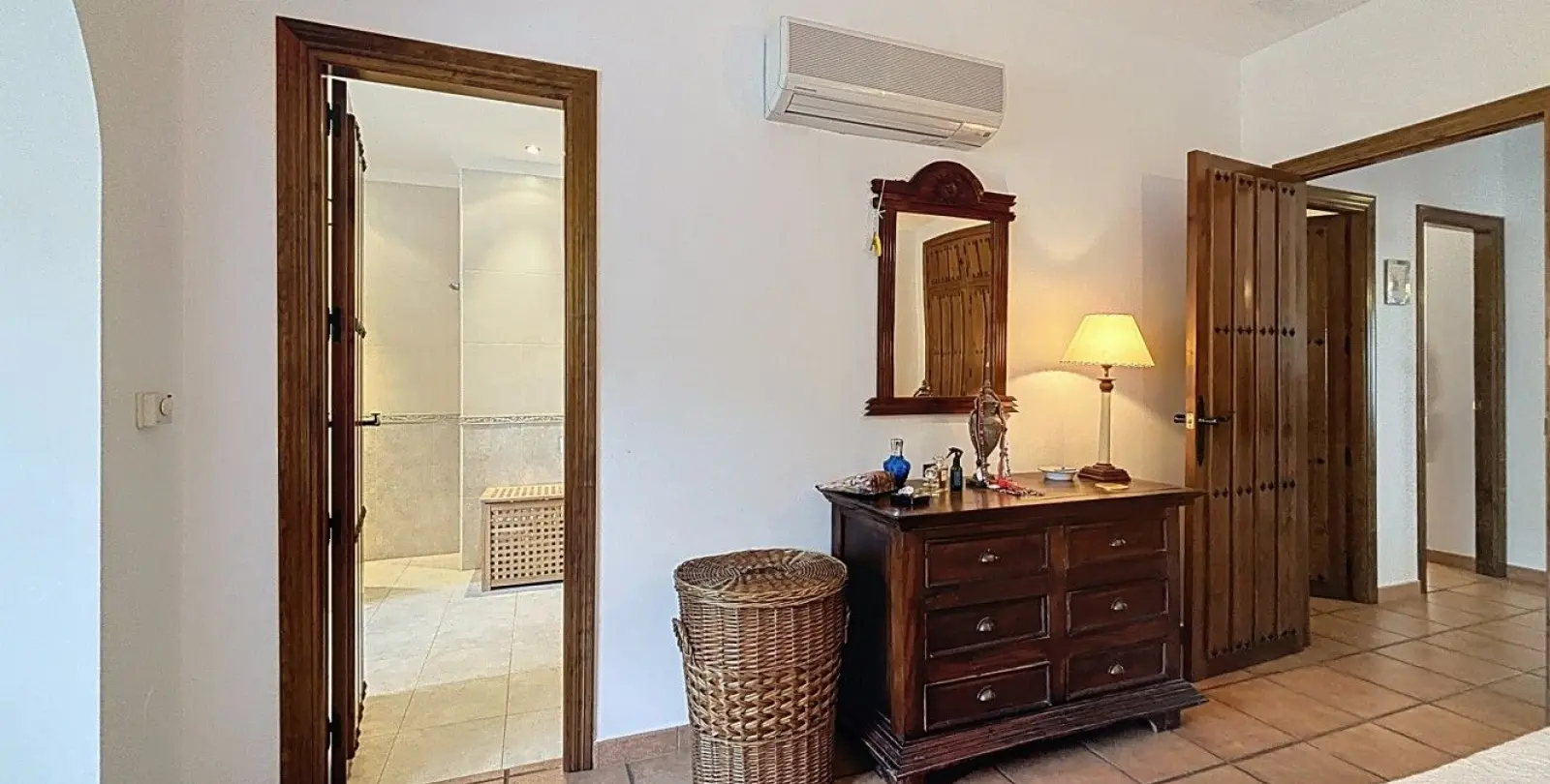 Venta de villa independiente en Canillas de Albaida 28