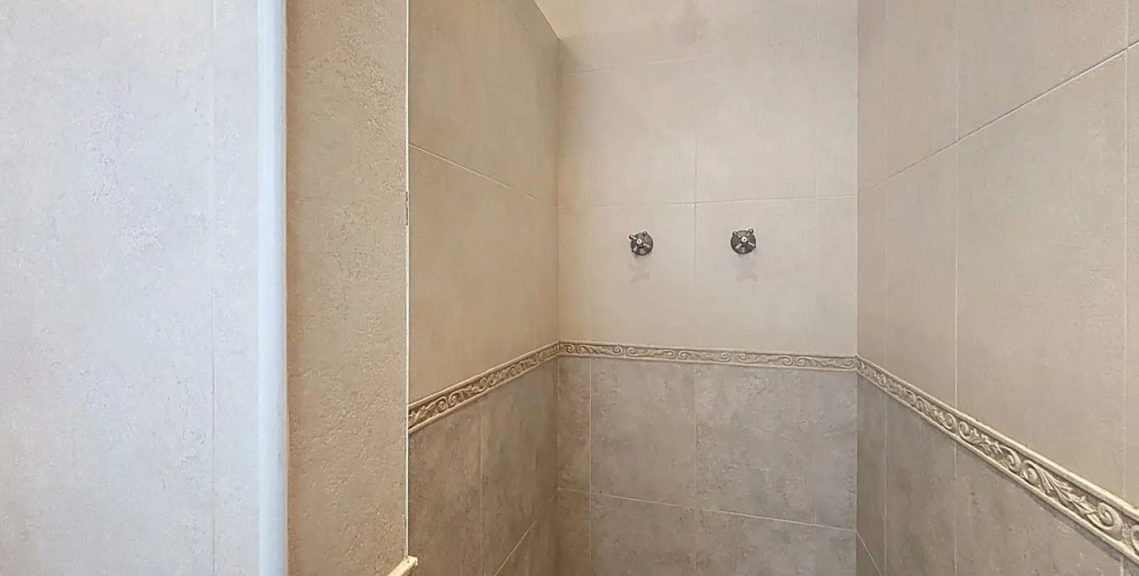 Venta de villa independiente en Canillas de Albaida 38