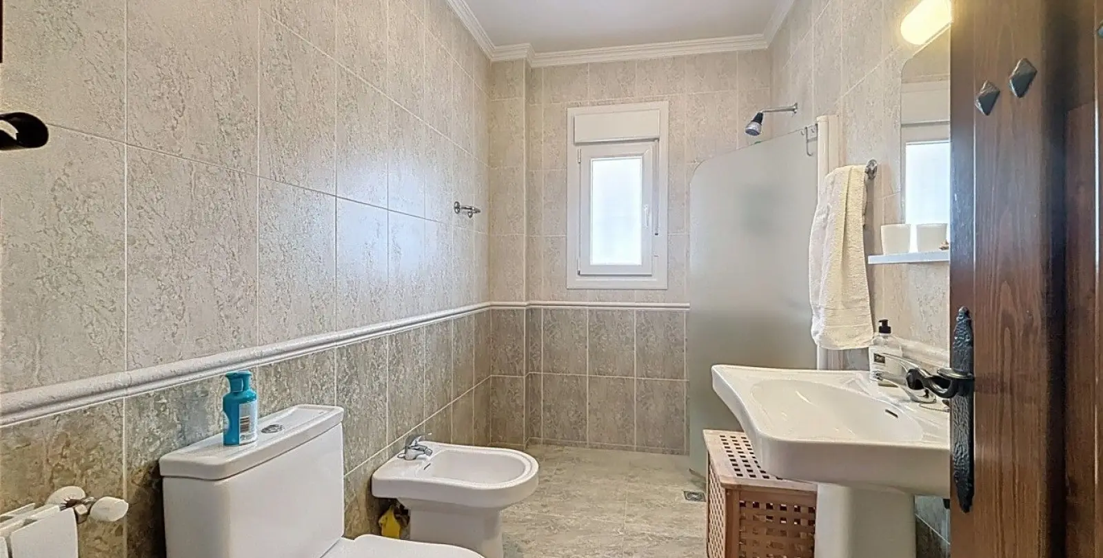 Venta de villa independiente en Canillas de Albaida 41