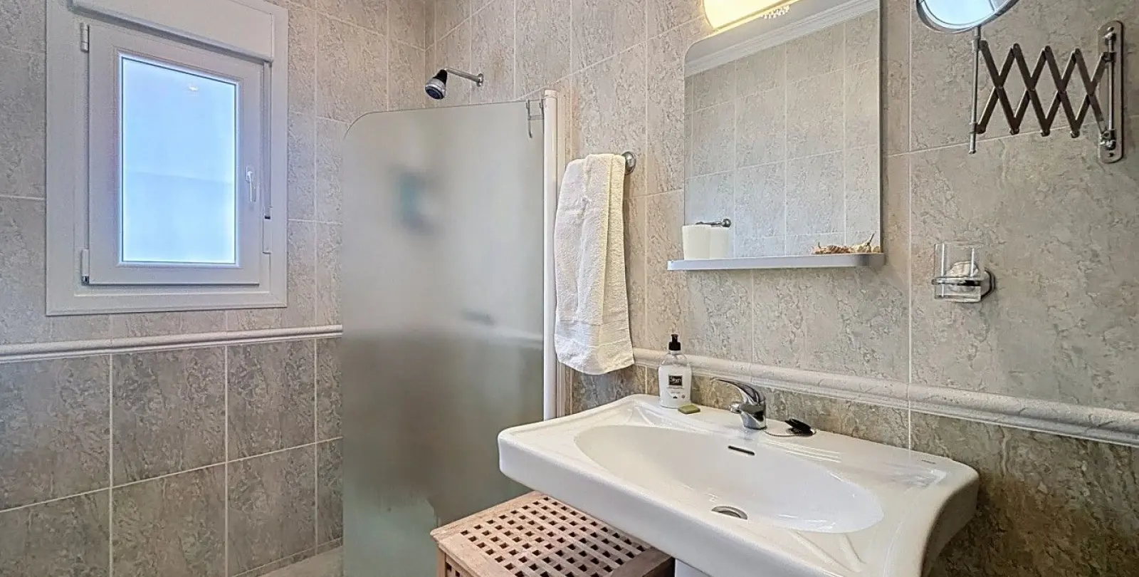 Venta de villa independiente en Canillas de Albaida 42
