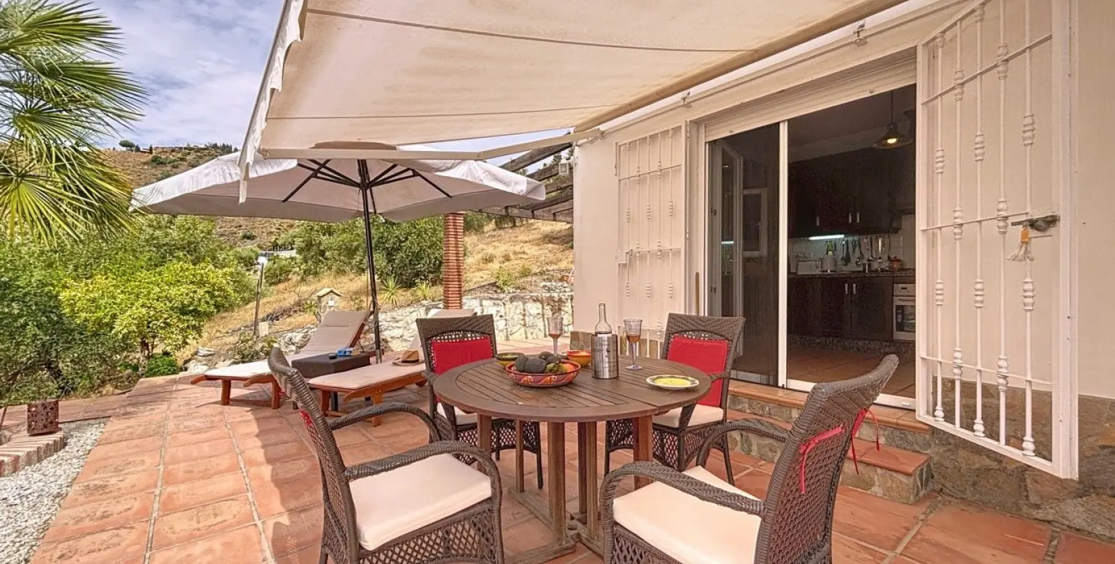 Venta de villa independiente en Canillas de Albaida 46