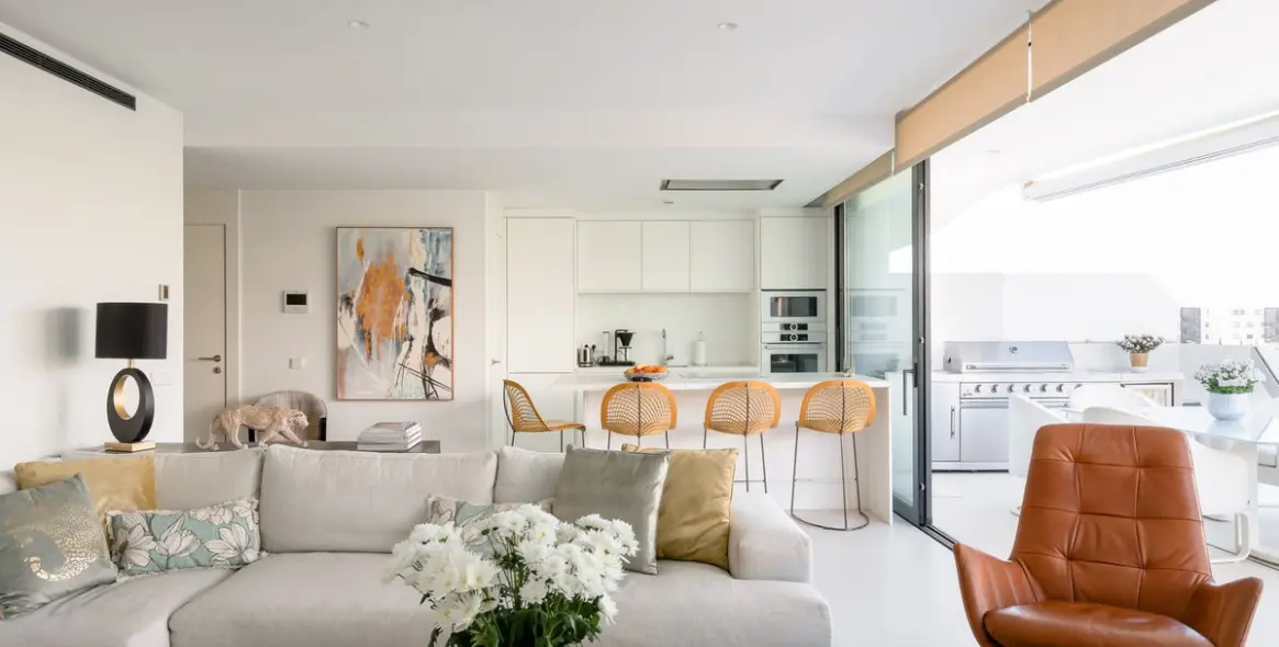 Продажа апартаментов на среднем этаже в Higueron 3