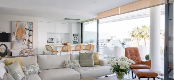 Продажа апартаментов на среднем этаже в Higueron 3