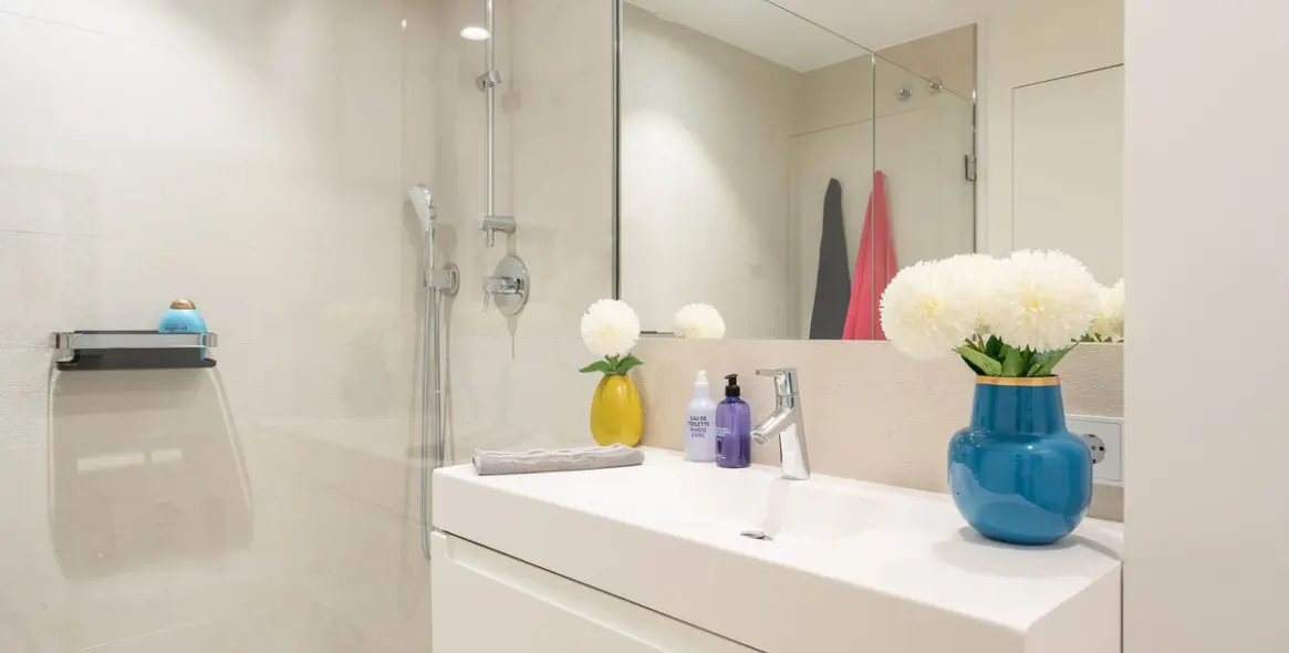 Продажа апартаментов на среднем этаже в Higueron 11